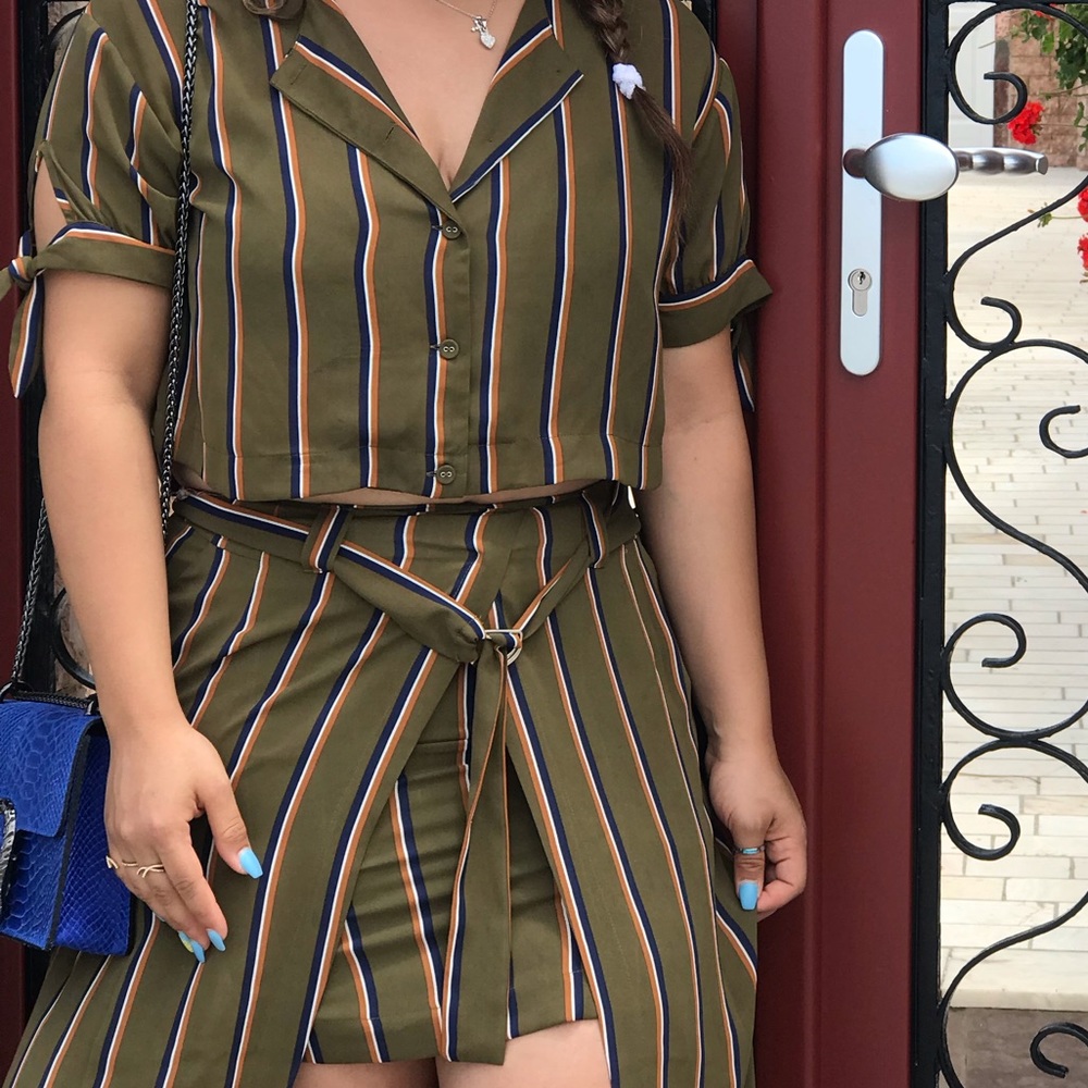 Two Pieces Set - image 1